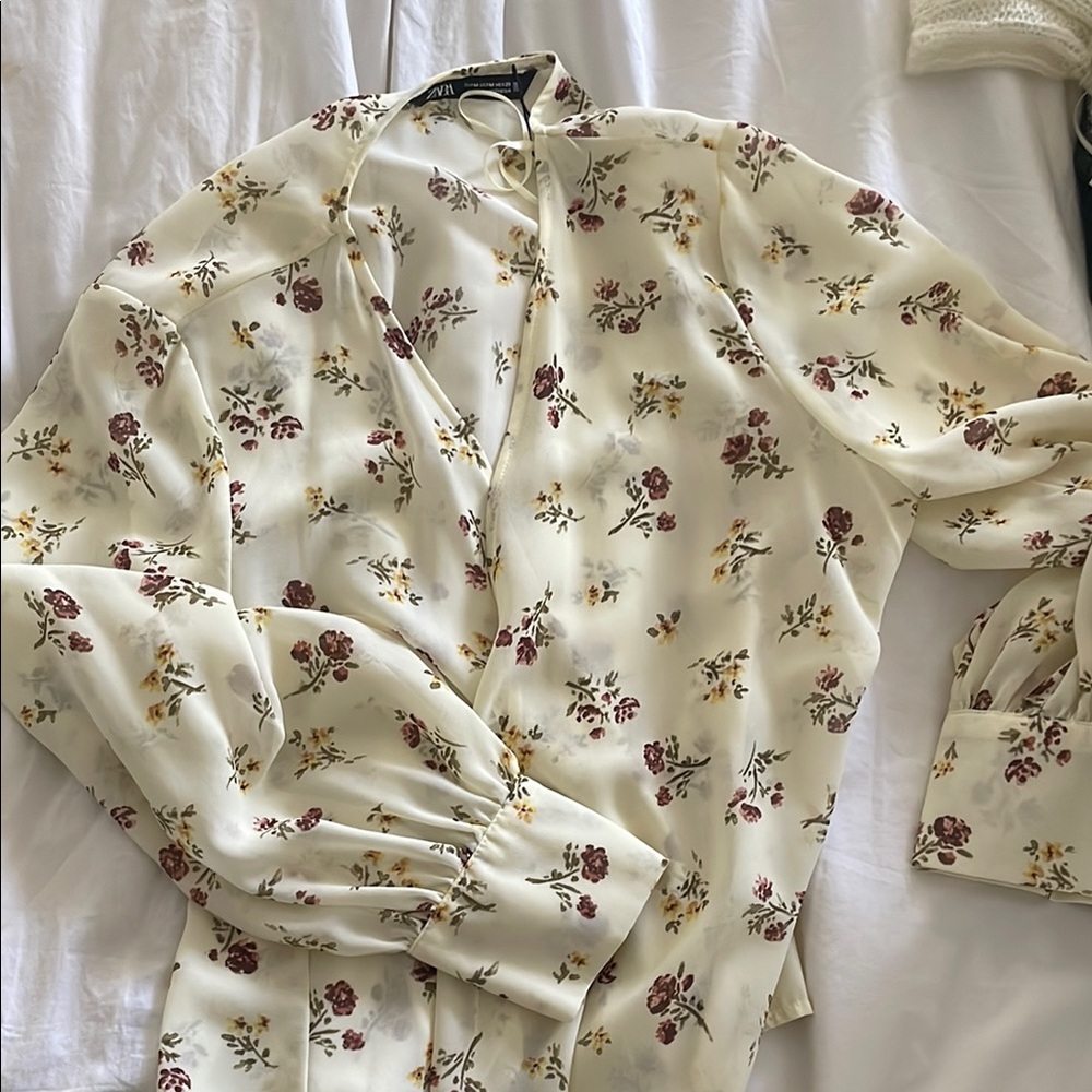 Floral Cream Blouse